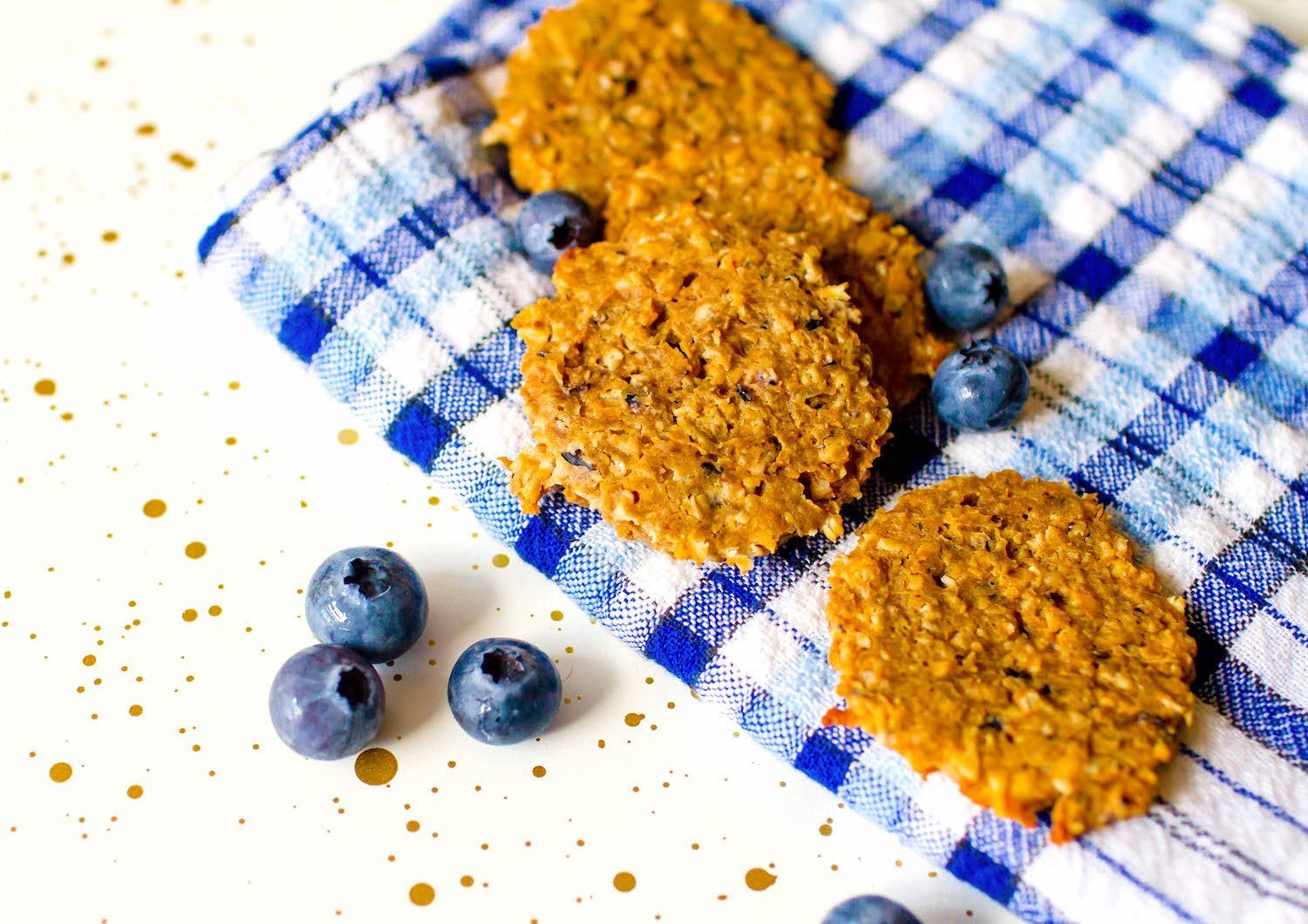 RECIPE for Blueberry and Peanut Butter Dog Treats